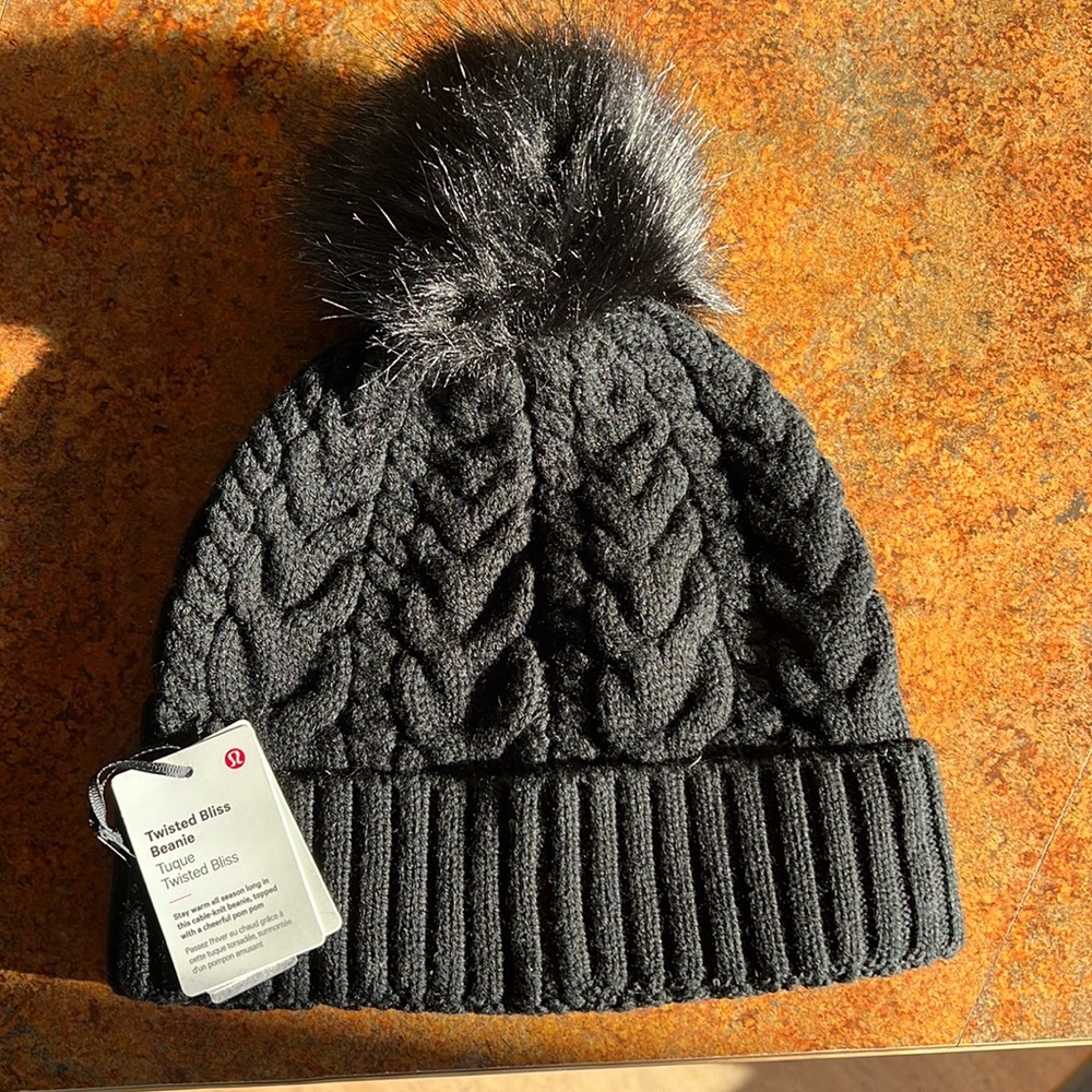Lululemon Bliss Beanie